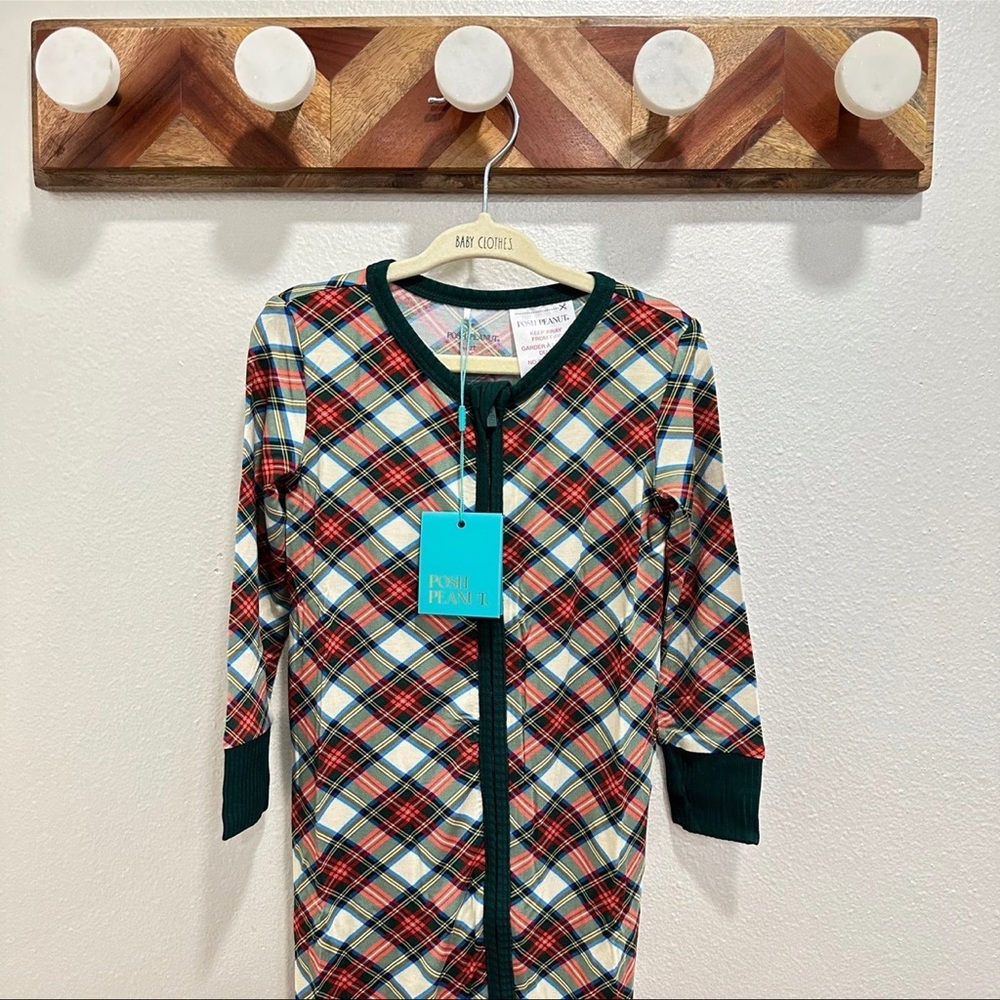 POSH PEANUT CHRISTMAS XMAS HOLIDAY PAJAMA FOOTIE MARQUI TARTAN 2T BABY TODDLER